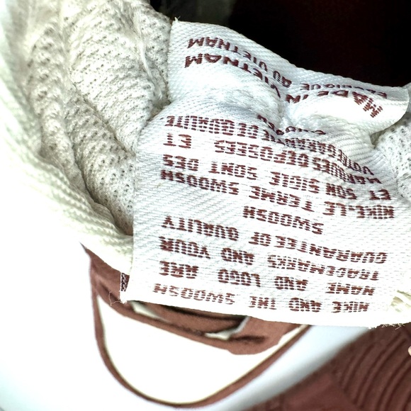 Brand New Nike Women’s Low Suade Dunk size 9 - Picture 8 of 10